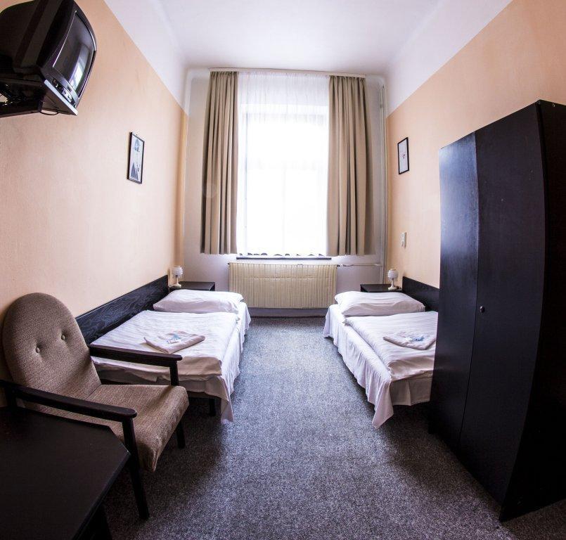 Hotel Pyramida Brünn  Kültér fotó