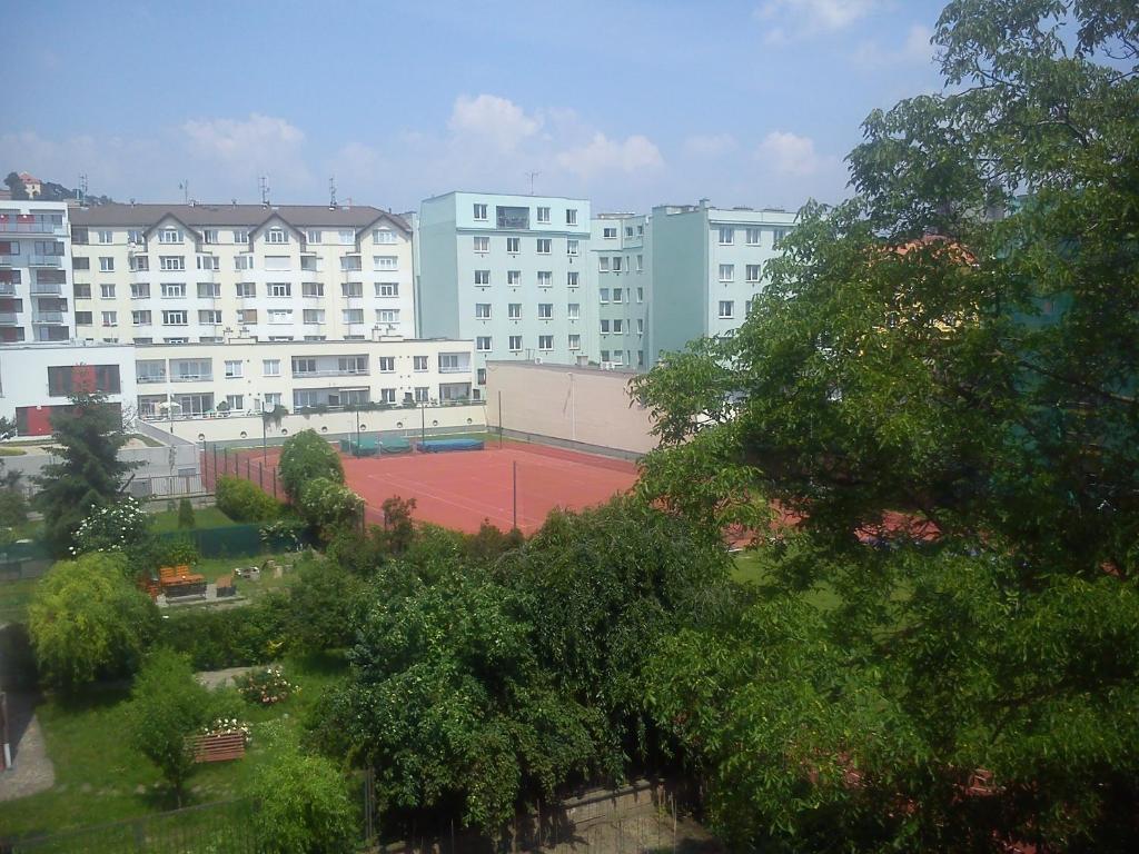 Hotel Pyramida Brünn  Kültér fotó